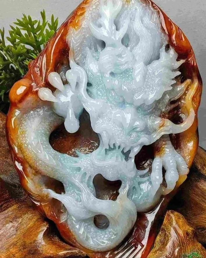 龙行天下