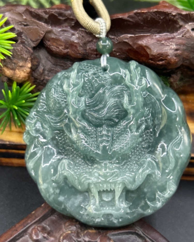 龙行天下
